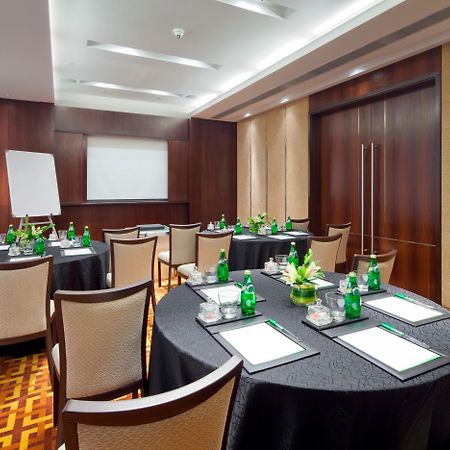 Holiday Inn Mumbai International Airport By Ihg Exterior photo Meeting room