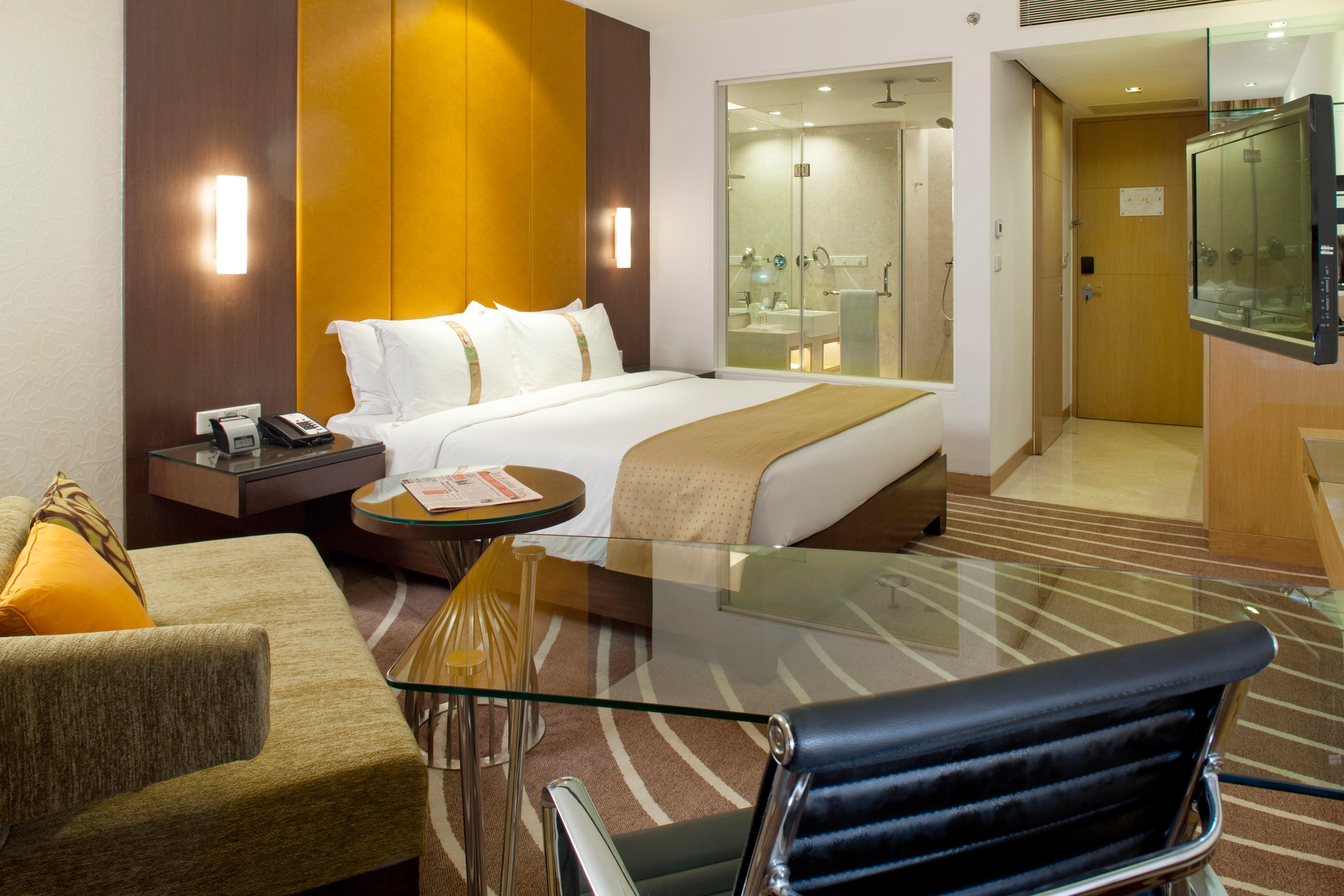 Holiday Inn Mumbai International Airport By Ihg Exterior photo A typical room at the Holiday Inn